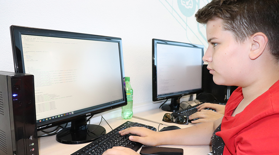 Программирование и Game Dev 7-8 класс (Python 2) Программирование и Game Dev 7-8 класс (Python 2)