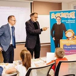 Код и кот Scratch. Визит Митчела Резника в ITeen Academy!